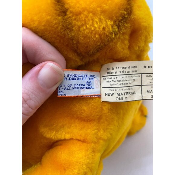 Rare 1981 Large Sitting Garfield Plush: Vintage Cartoon Cat Collectible - Picture 9 of 9